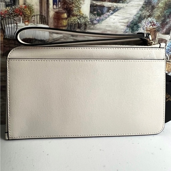 NWT Disney X Kate Spade New York Minnie Medium L-Zip Wristlet - Picture 2 of 5